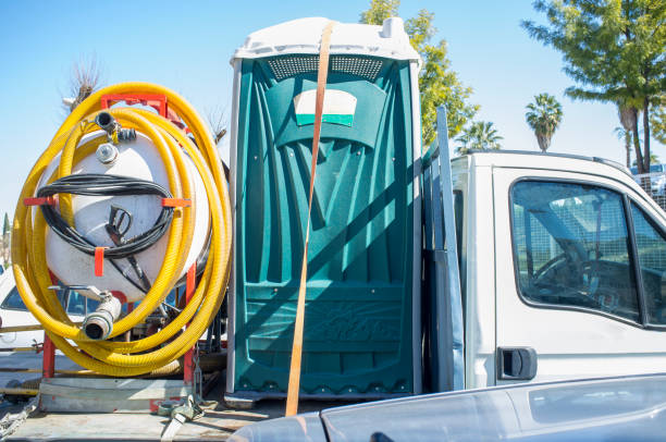 Portable Toilet Options We Offer in Oakland Park, FL